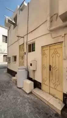 مبنى للبيع في المحرق