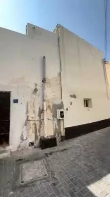 مبنى للبيع في المحرق