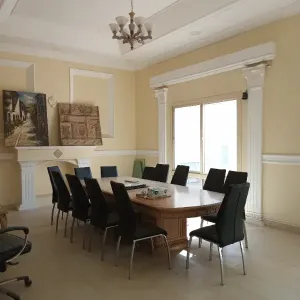 للبيع فيلا راقية في مقابه