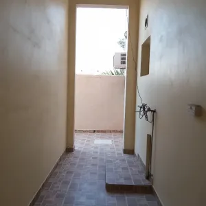 للبيع فيلا راقية في مقابه