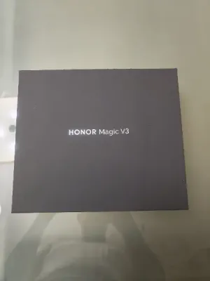 Honor magic v3 and smart watch