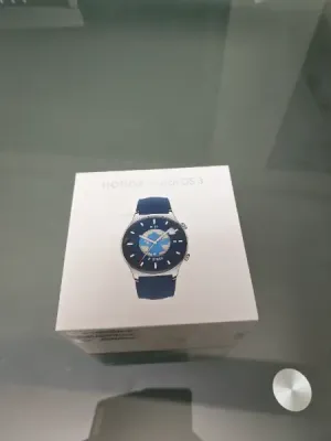 Honor magic v3 and smart watch