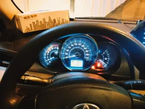 سيارة تويوتا ياريس للبيع