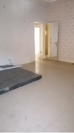 صالون نسائي للإيجار بمنطقة العدلية   ladies saloon for rent in adlyia area