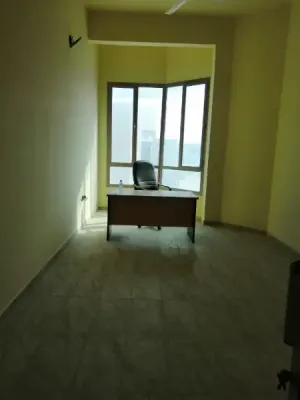 offices for rent in shah Rakan   مكاتب تجارية للإيجار بمنطقة شهركان