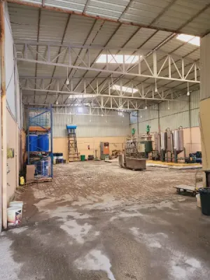 warehouse for rent in hamala 400 sqm  مستودع للإيجار بمنطقة الهملة