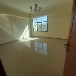 Compound Villa for rent in sanad nasfa فيلا. في كومبوند سكني في منطقه سند