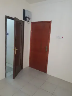 Studio flat for rent in ras ruman near zinj exchange   شقة ستوديو للإيجار بمنطقة رأس الرمان
