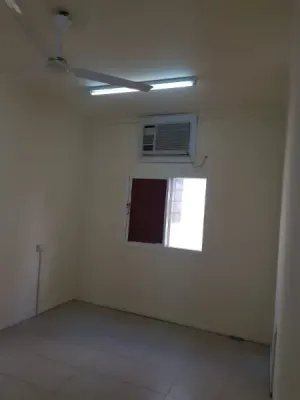 Studio flat for rent in ras ruman near zinj exchange   شقة ستوديو للإيجار بمنطقة رأس الرمان