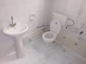 Flat for rent in ras ruman  شقة للإيجار بمنطقة رأس رمان