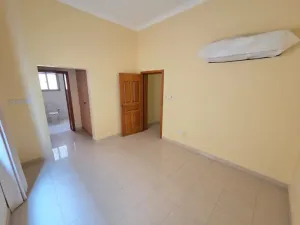 Compound Villas for rent in juffair area   فلل فى كمبوند سكنى للإيجار بمنطقة الجفير