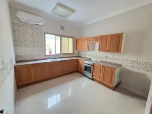Compound Villas for rent in juffair area   فلل فى كمبوند سكنى للإيجار بمنطقة الجفير