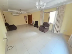 Compound Villas for rent in juffair area   فلل فى كمبوند سكنى للإيجار بمنطقة الجفير