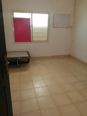 Spacious flat for rent in sanad area ,3bedrooms