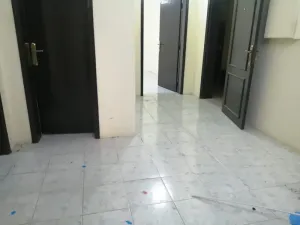 Flat for rent in bukawarah riffaa near to Ramez 3bedrooms